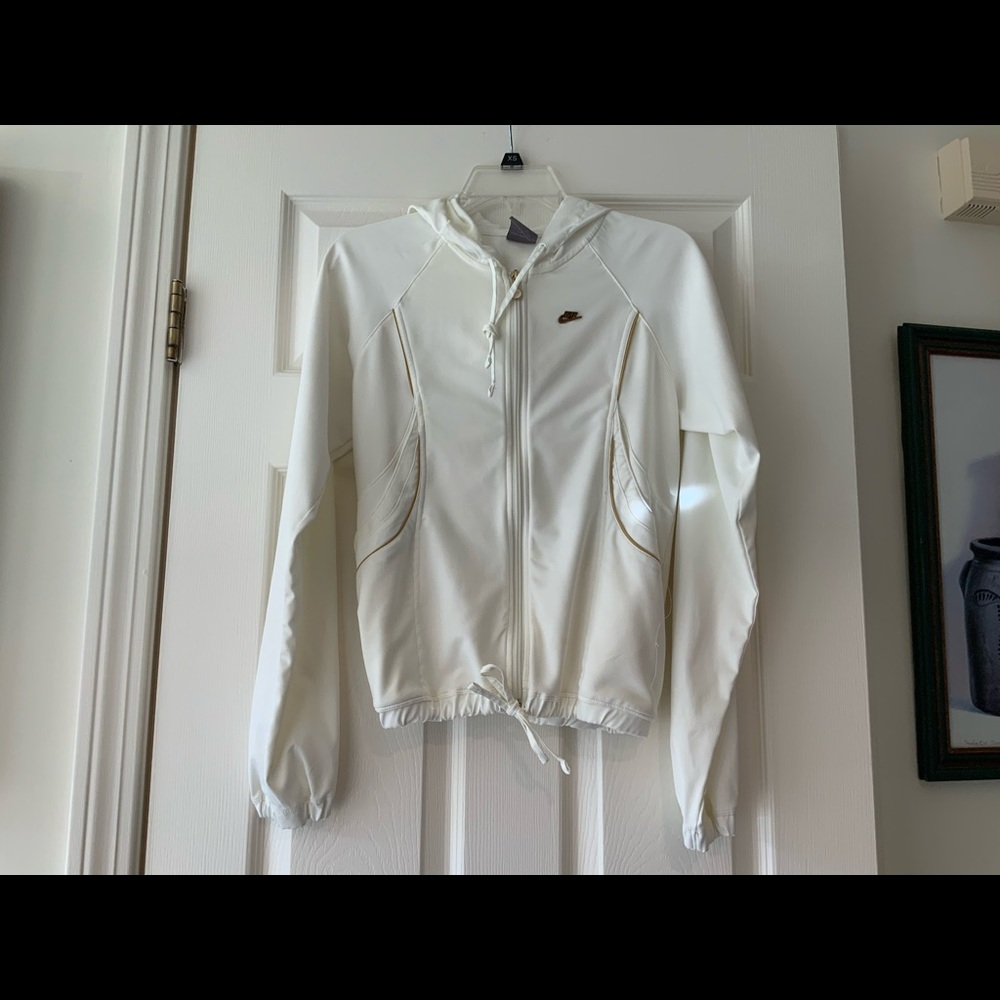 Nike Ivory Colored Lightweight Jacket Small